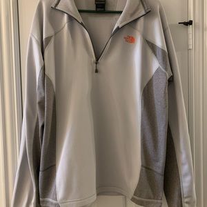 Men’s North Face pull over